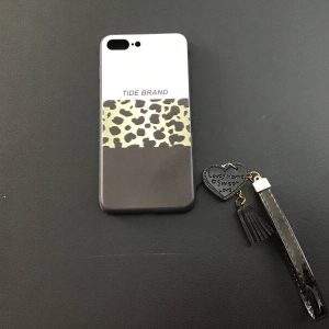 iPhone 7+/8+ #Backcase #hoesje #zwart#wit#met hanger